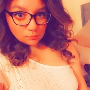 Meet your Posher, Jocelyn